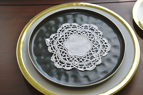 Southern Hearts Cluny Lace Round Doily. 5" Round.